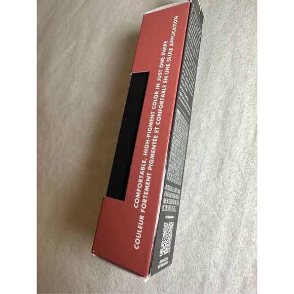 O FACE Satin Lipstick - Color: Dirty Talk beige pink - Picture 4 of 5
